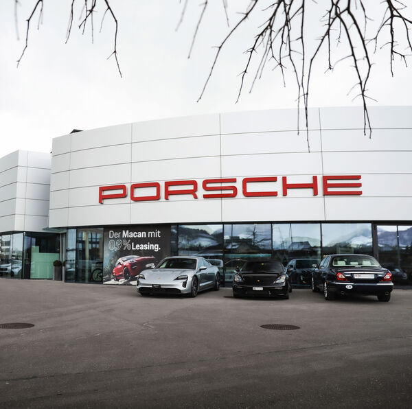 Centre Porsche de Zoug - One Team, one Passion